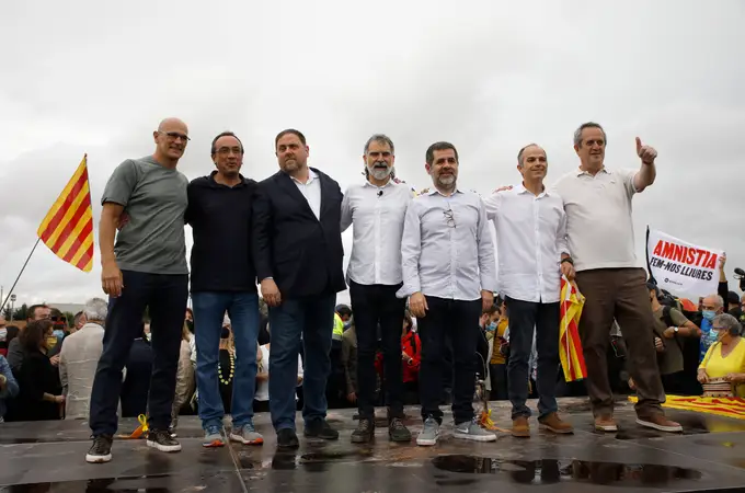 España perdona a los separatistas catalanes