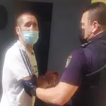 La Policía Nacional ha detenido en Las Palmas de Gran Canaria a Poli Díaz, acusado de haber dado una paliza a su pareja