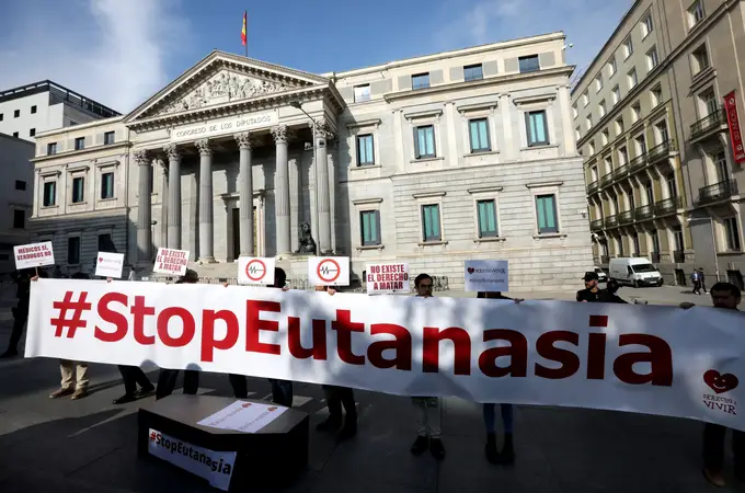 El Partido Popular presenta recurso de inconstitucionalidad contra la Ley de Eutanasia