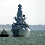 El destructor británico &quot;HMS Defender&quot; llega al puerto de Odesa en Ucrania del Este el pasado 18 de junio