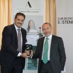 José Cabello, director general de Recursos Humanos de Indra, recogió el galardón en un evento celebrado el pasado 10 de junio