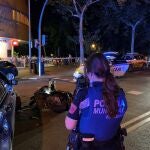 27/06/2021.- Un motorista de 58 años resultó resultado herido de gravedad en la noche del pasado 27 de junio al chocar contra un turismo en la Gran Vía de San Francisco, en el madrileño distrito de Centro.