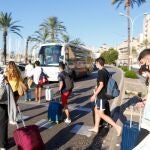 Los estudiantes negativos en Covid abandonan el hotel de Palma