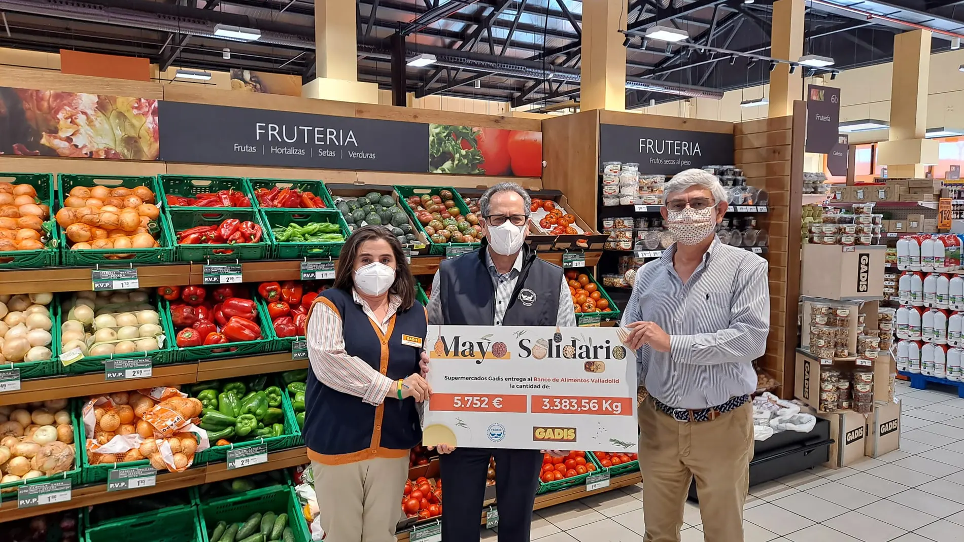 Gadis y sus clientes entregan más de 3.300 kilos de productos y casi 6.000 euros al Banco de Alimentos de Valladolid