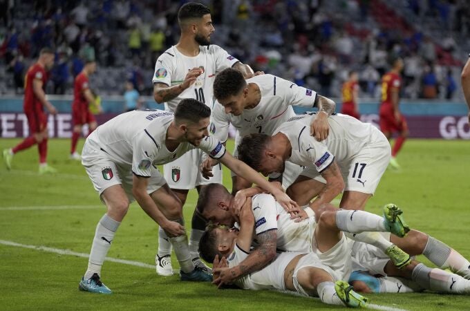 La selección italiana celebra uno de los goles que marcó a Bélgica en los cuartos de la Eurocopa