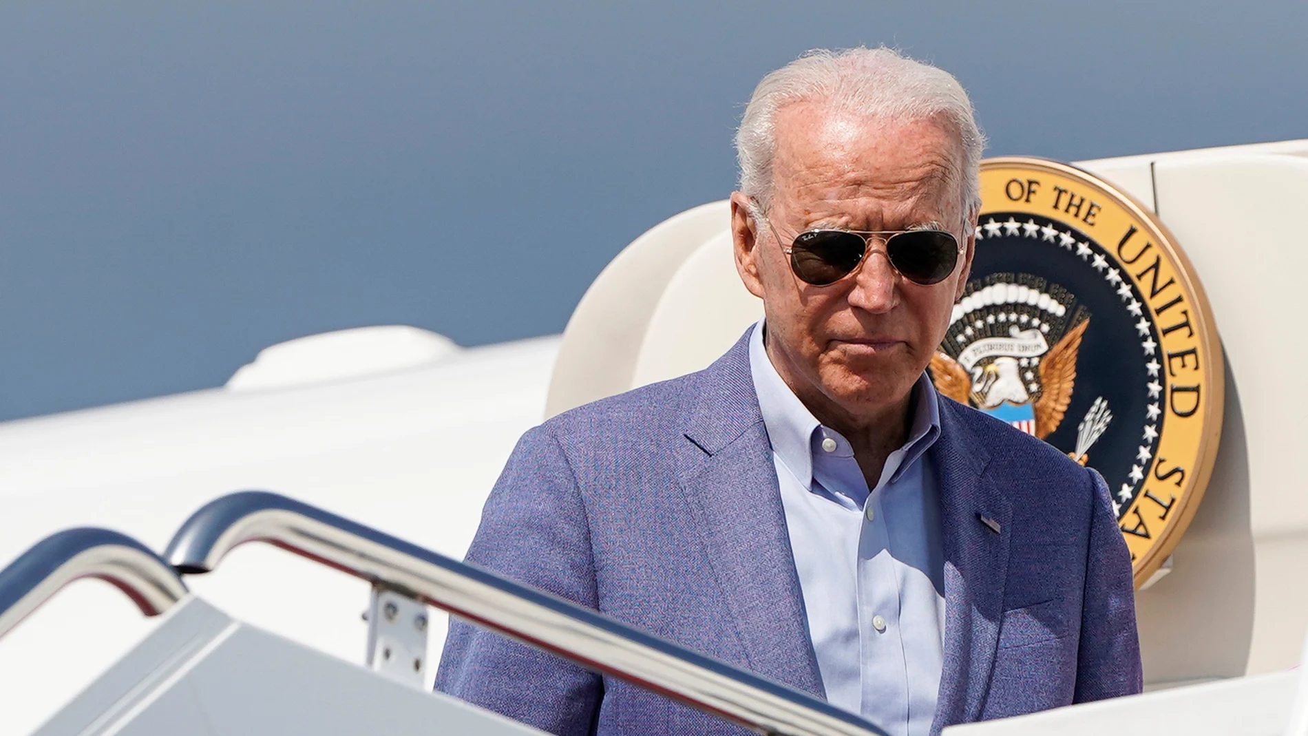 El presidente Joe Biden llega en el Air Force para las festividades del 4 de julio