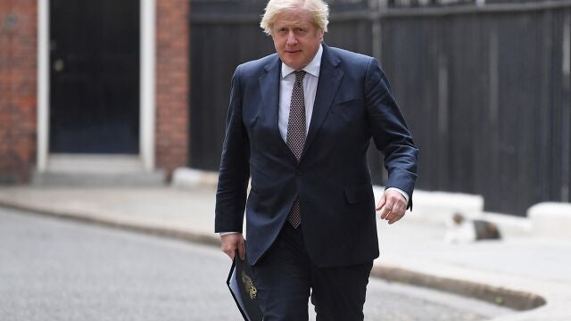 El primer ministro británico, el conservador Boris Johnson, da otra vuelta de tuerca a la política de asilo británica