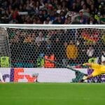 Donnarumma detiene el penalti lanzado por Morata