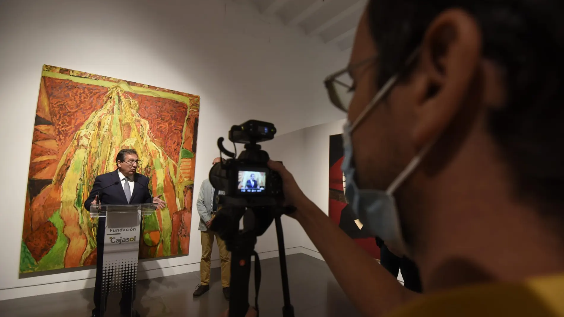 El presidente de la Fundación Cajasol, Antonio Pulido, durante la presentación de la muestra