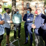 El presidente de la Junta de Castilla y León, Alfonso Fernández Mañuueco, recibe a una representación de los deportistas de la Comunidad que competirán en los Juegos Olímpicos de Tokio