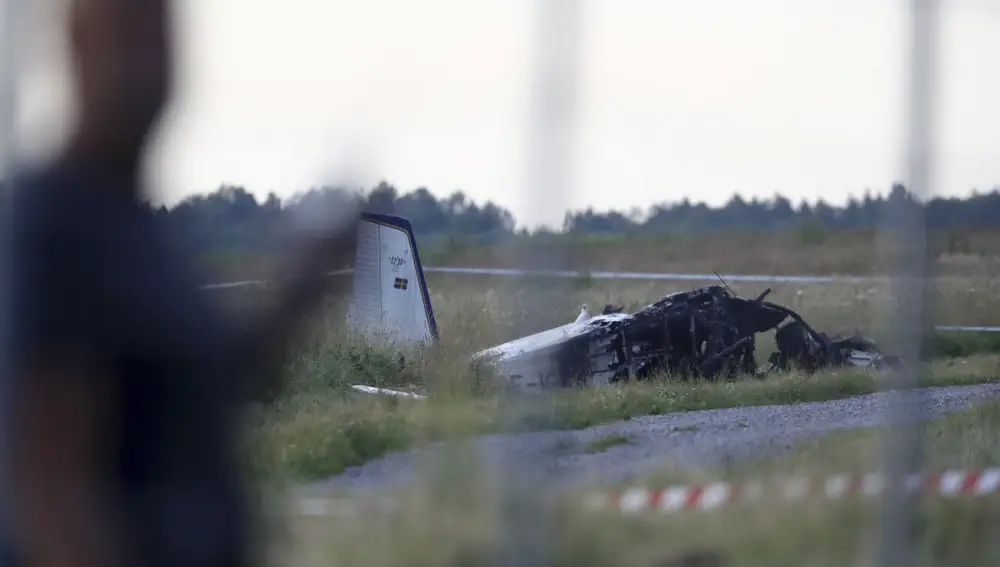Nueve muertos al estrellarse una avioneta en el sur de Suecia
