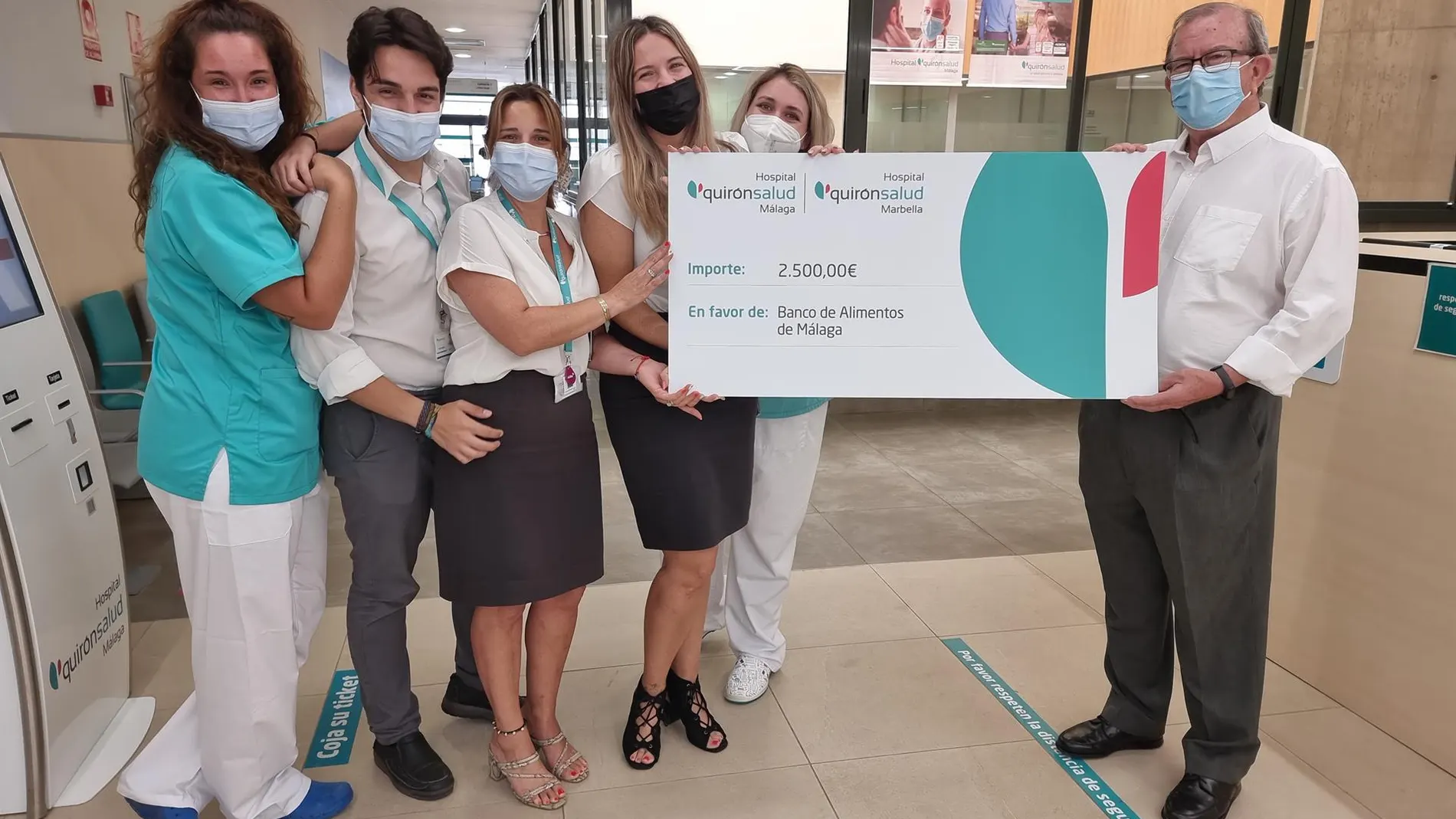 Entrega de la donación Málaga-Marbella que ha realizado Quirónsalud