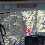 El helicóptero de Emergencias rescata a un hombre en Gredos