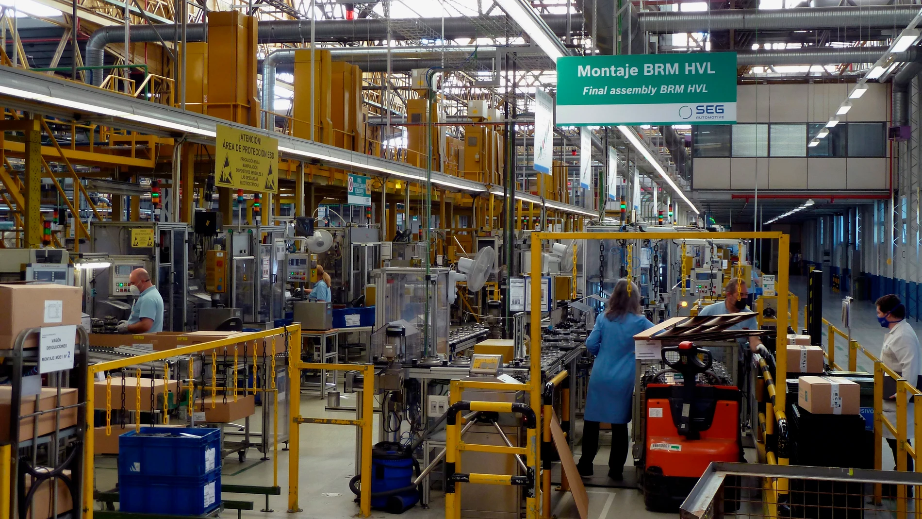 Línea de fabricación del alternador BRM 48v en la fábrica SEG Automotive implantado en vehículos híbridos