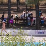Piscina Municipal de Aluche durante el día sin bañador de hace tres años