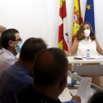 La vicesecretaria general del PSOE de Castilla y León, Virginia Barcones, mantiene una reunión de trabajo en materia de política municipal