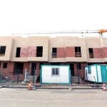 Viviendas unifamiliares en construcción