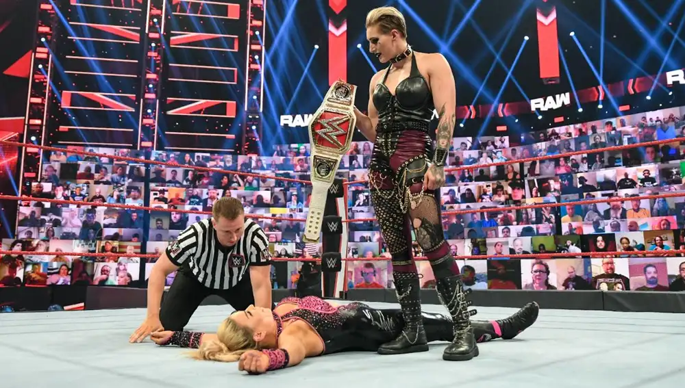 Rhea Ripley se medirá contra Charlotte por tercera vez en Money In The Bank, en la noche del 18 de julio y, por fin, frente al Universo de WWE