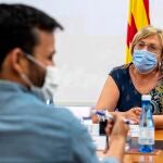 La consellera de Sanidad Universal y Salud Pública, Ana Barceló, se reúne con el conseller de Educación, Cultura y Deporte, Vicent Marzà, para abordar la vacunación de cara al inicio del próximo curso escolar.