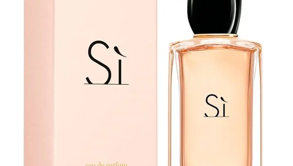 El perfume viene en varias presentaciones y diseños.