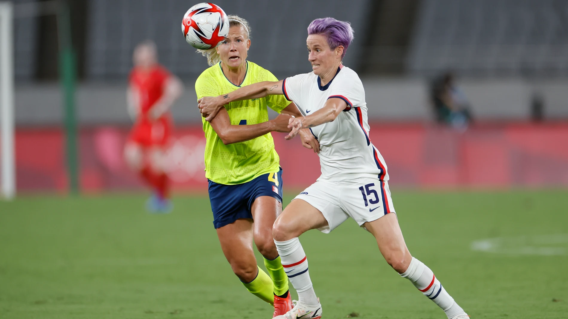 Megan Rapinoe, estrella de la selección USA de fútbol, en la derrota ante Suecia