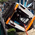 Un total de 11 personas iban a bordo del microbús cuando se salió de la carretera en Capri