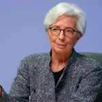 FILE PHOTO: European Central Bank (ECB) President Christine Lagarde in Frankfurt, Germany, March 12, 2020. REUTERS/Kai Pfaffenbach/File Photo