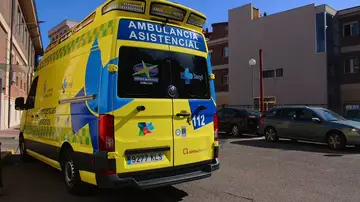Ambulancia del Sacyl trasladada al lugar de los hechos