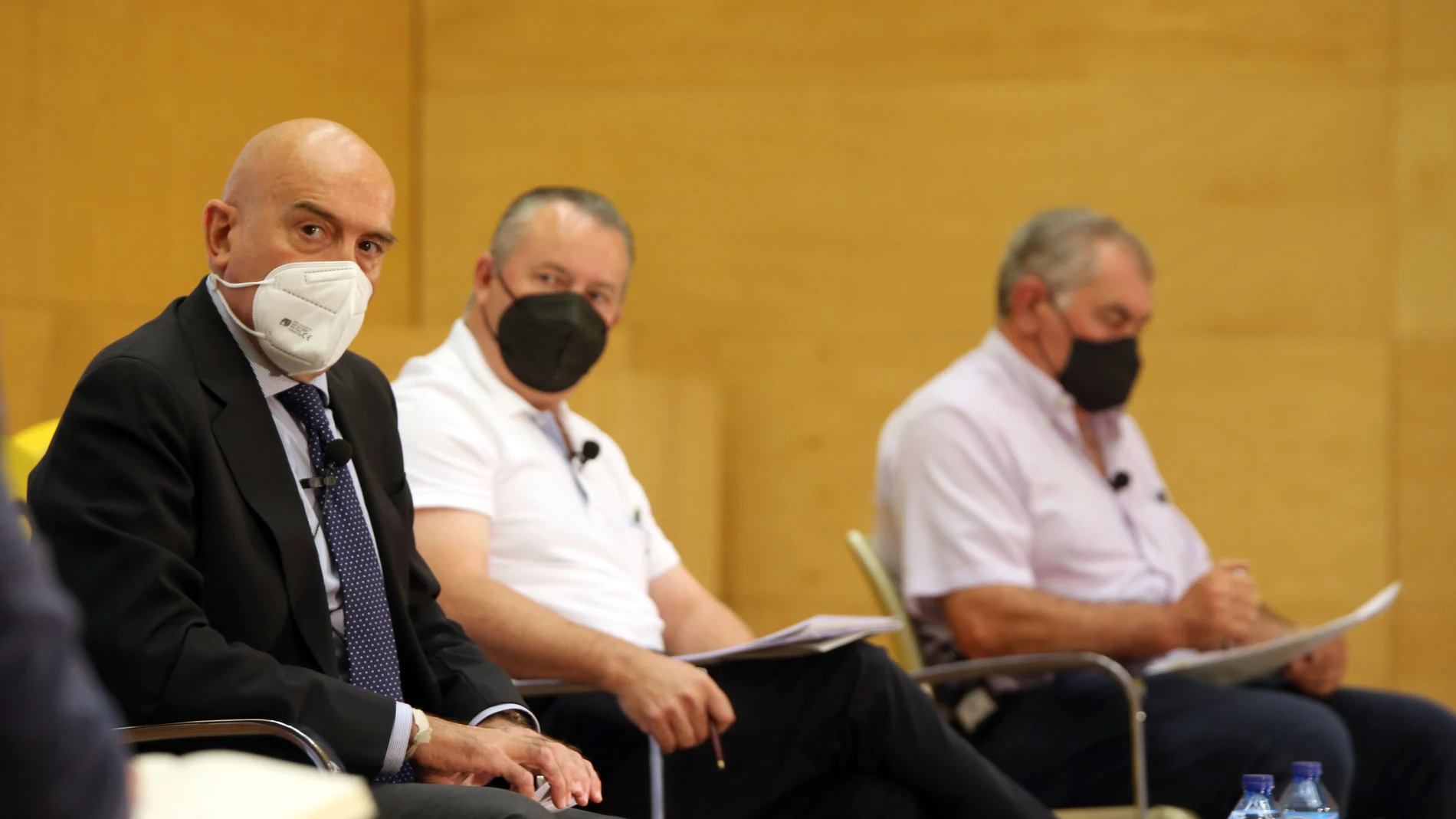 El consejero de Agricultura, Ganaderíaa y Desarrollo Rural, Jesús Julio Carnero, participa en el Club de Prensa "PAC. En busca de un futuro próspero para Castilla y León"