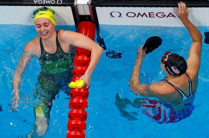 La australiana Ariarne Titmus apenas podía creer que hubiera ganado el oro en 400 libre en los Juegos de Tokio, derrotando a Katie Ledecky