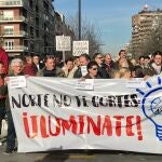Imagen de archivo de las cerca de un millar de personas que se manifestaron contra los cortes de luz en la zona Norte de Granada