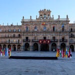 La plaza Mayor de Salamanca acogió la foto de familia de la celebración de la XXIV Conferencia de PresidentesJesús Hellín / Europa Press