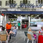 El Brillante, famoso bar por sus bocatas de calamares, en la Plaza de Carlos V (Atocha)