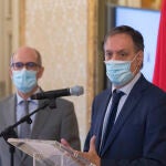 El alcalde de Salamanca, Carlos García Carbayo, y el presidente de la Diputación Provincial de Salamanca, Javier Iglesias, presentan el III Foro Internacional del Ibérico