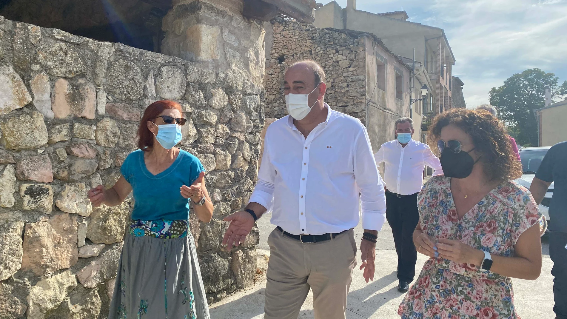 El presidente de la Diputación de Segovia, Miguel Ángel de Vicente, visita Caballar