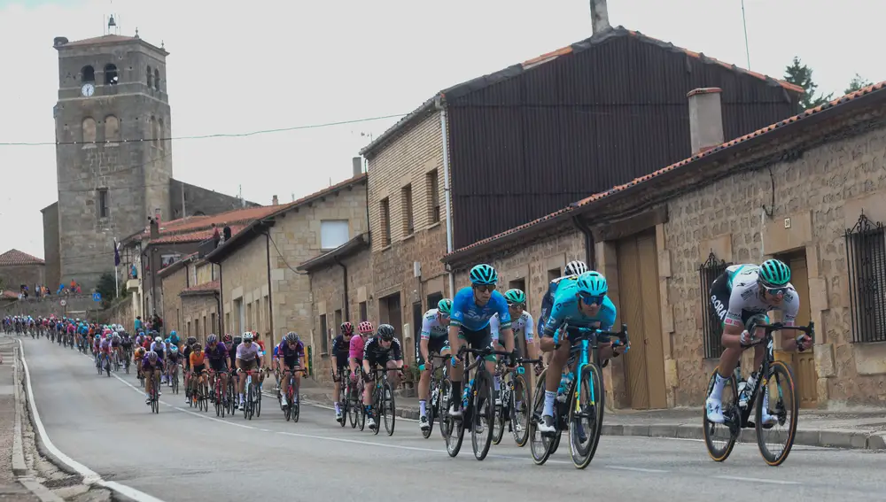 Quinta y última etapa de la XLIII edición de la Vuelta ciclista a Burgos, que comienza en Comunero de Revenga y finaliza en las Lagunas de Neila