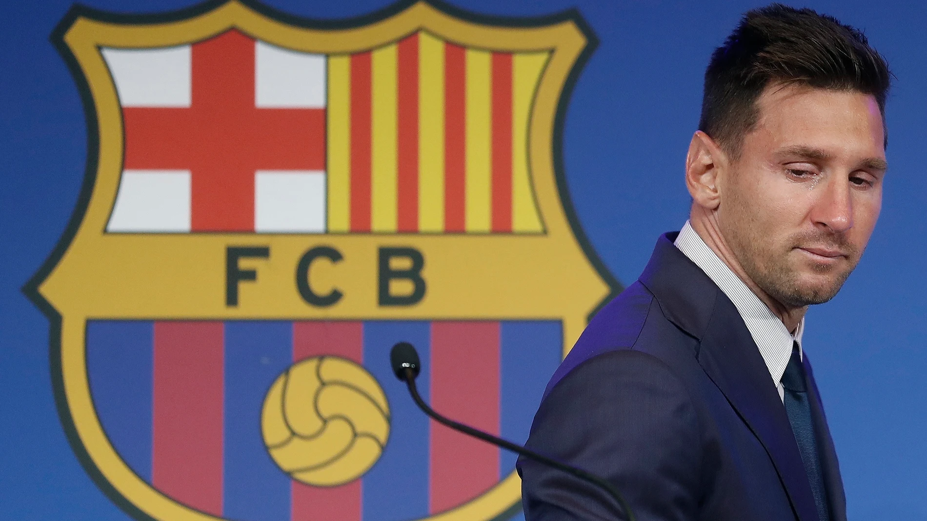 Leo Messi se despidió llorando del Barcelona.