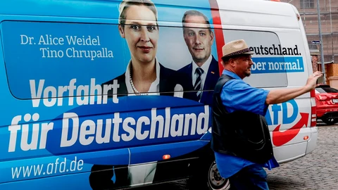 Un cartel de los candidatos de AfD en las elecciones de 2021