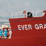 El carguero Ever Grace llegó el pasado jueves con los 30 supervivientes de la patera que rescató a la deriva