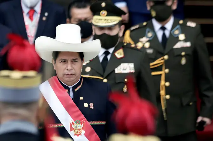 Pedro Castillo se avoca a un choque de trenes con el Congreso peruano