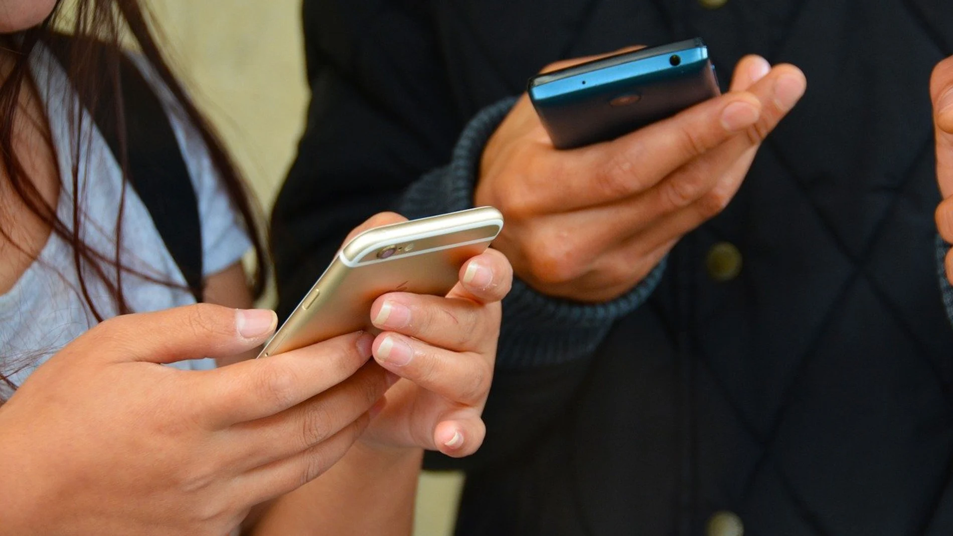 Cada ves es más frecuente que los adolescentes hagan un consumo problemático de dispositivos tecnológicos | Fuente: Jcyl