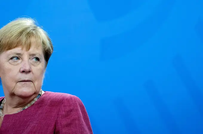 Merkel visita Rusia y Ucrania antes de su despedida en septiembre