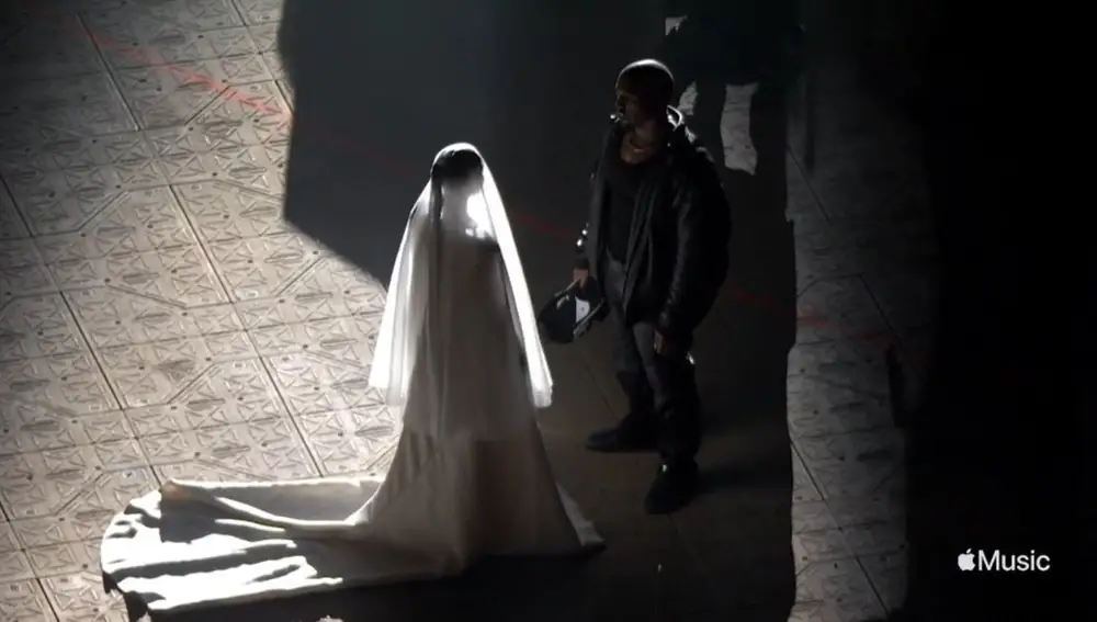 Kanye West y Kim Kardashian en la presentación de &quot;Donda&quot;