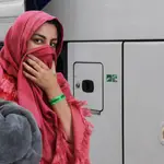 Una refugiada afgana llega a Virginia (EE UU) un día después de ser evacuada de Afganistán