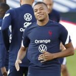 Mbappé, en el entrenamiento con Francia
