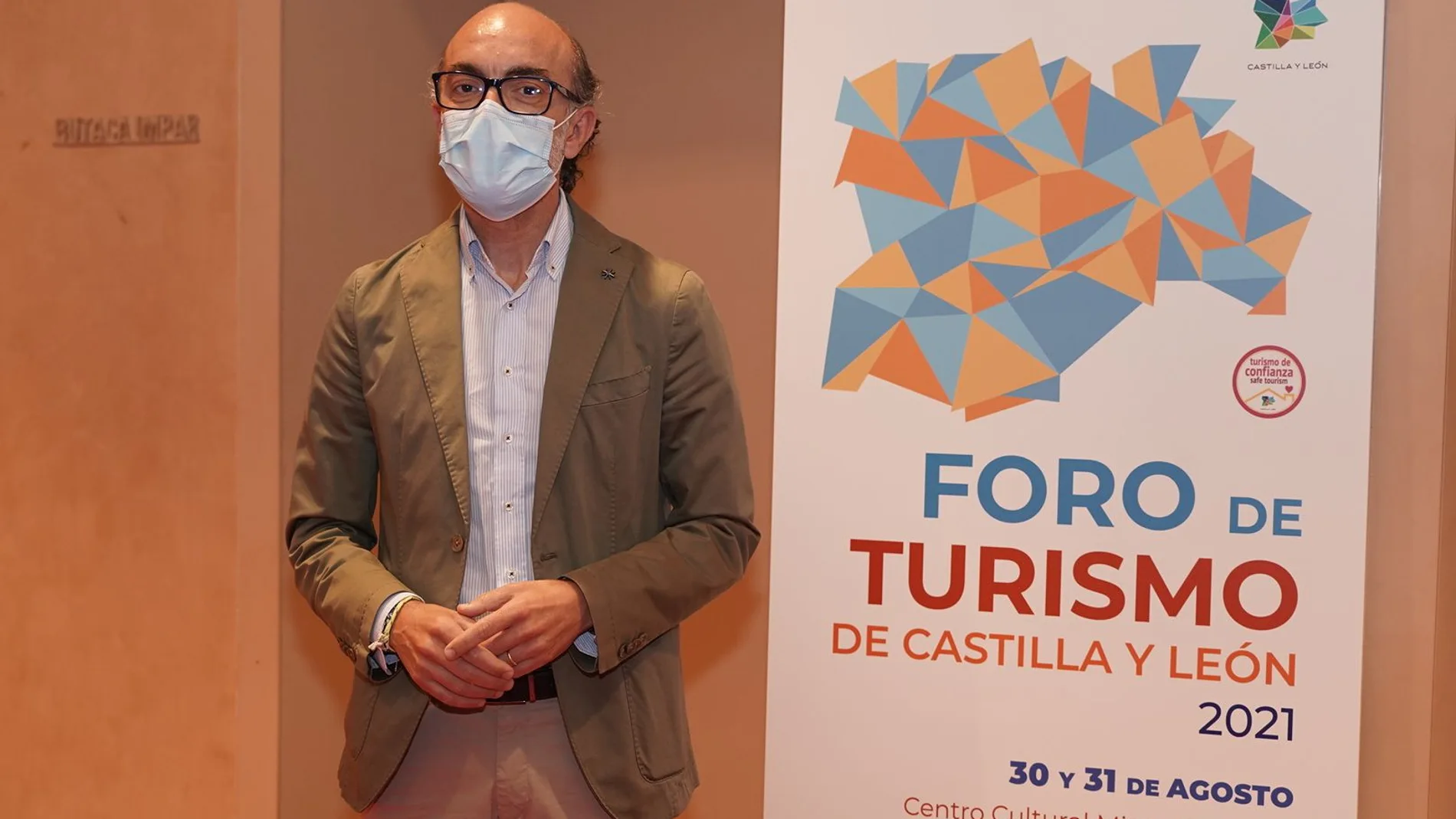 El consejero de Cultura y Turismo, Javier Ortega, clausura el Foro de Turismo de Castilla y León