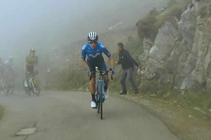 Miguel Ángel 'Supermán' ganó en La Vuelta la etapa con final en el Altu d'El Gamoniteiru.