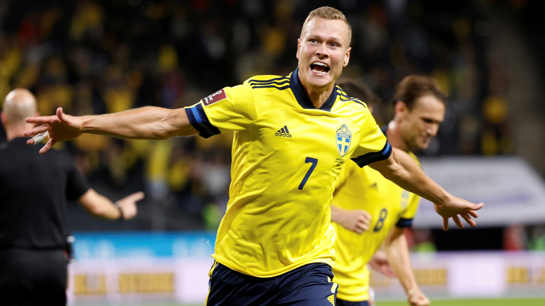 Claesson celebra el segundo gol en el Suecia-España