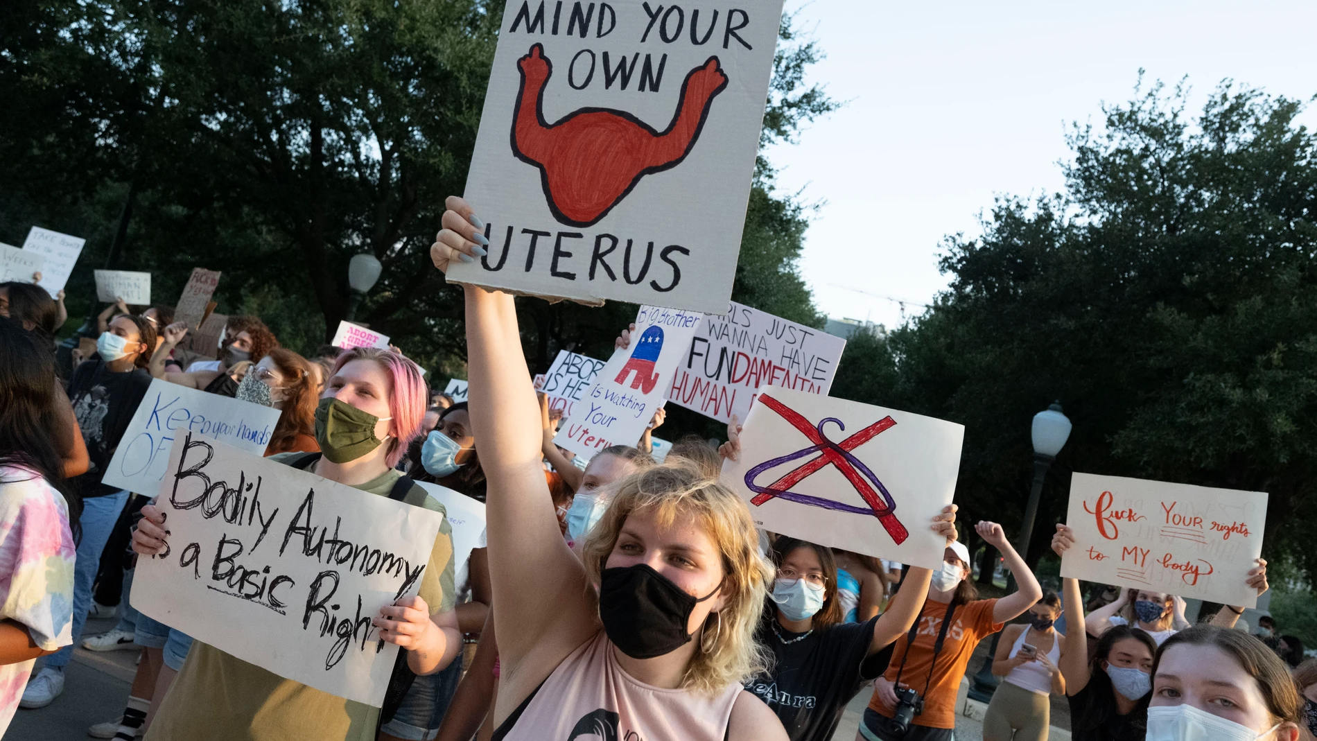 Texas se convierte así en el primer estado desde 1973 en aprobar una ley que no sólo prohíbe el aborto a partir de las seis semanas de gestación