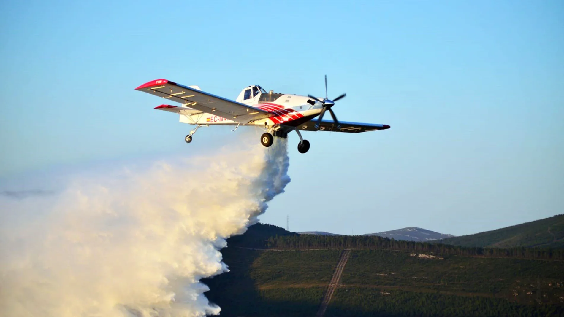 Imagen de un avión de la firma Plysa
